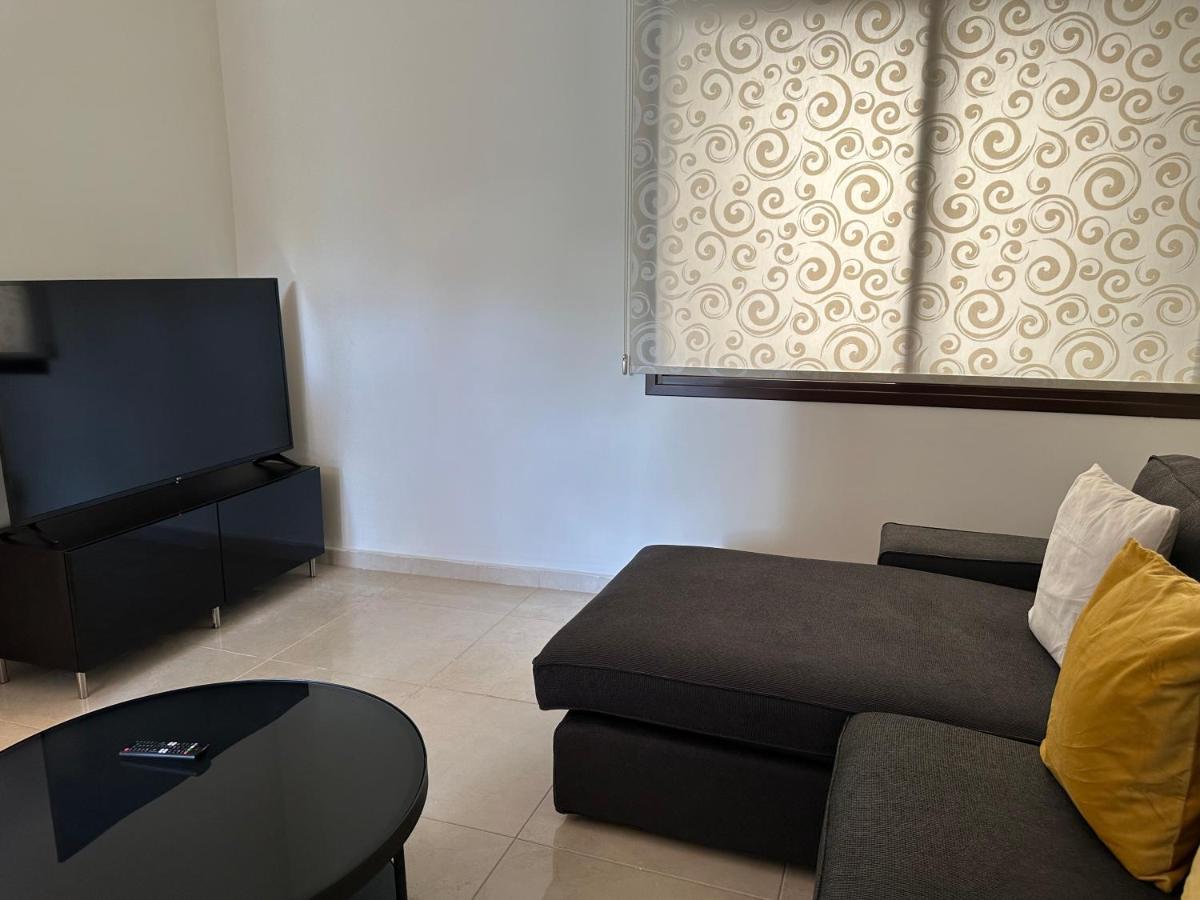Chariandry Residence, Limassol City Centre מראה חיצוני תמונה